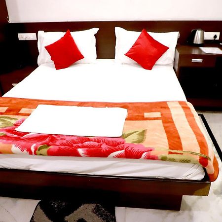 Hotel River View Khagaria Eksteriør billede