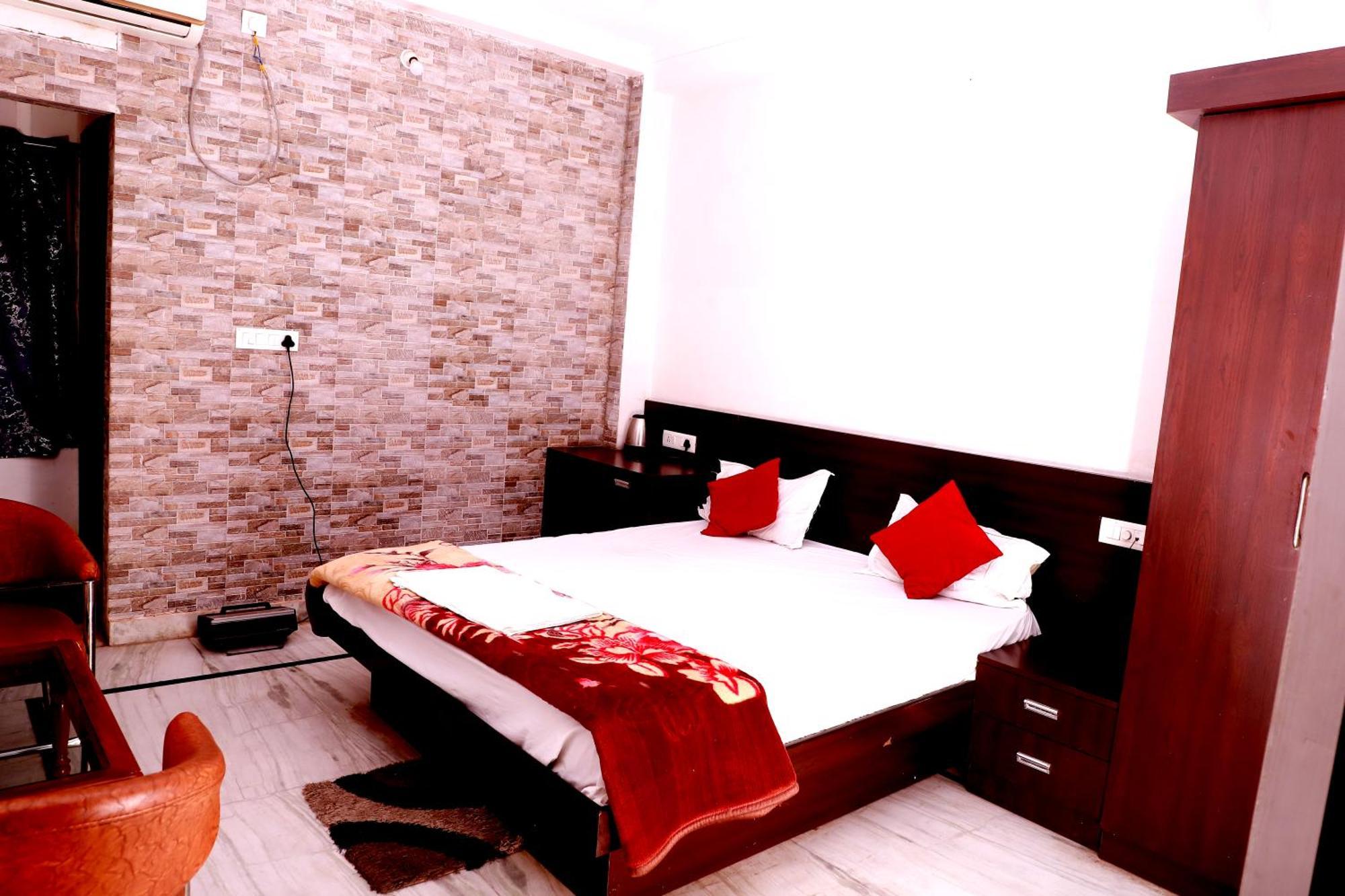 Hotel River View Khagaria Eksteriør billede