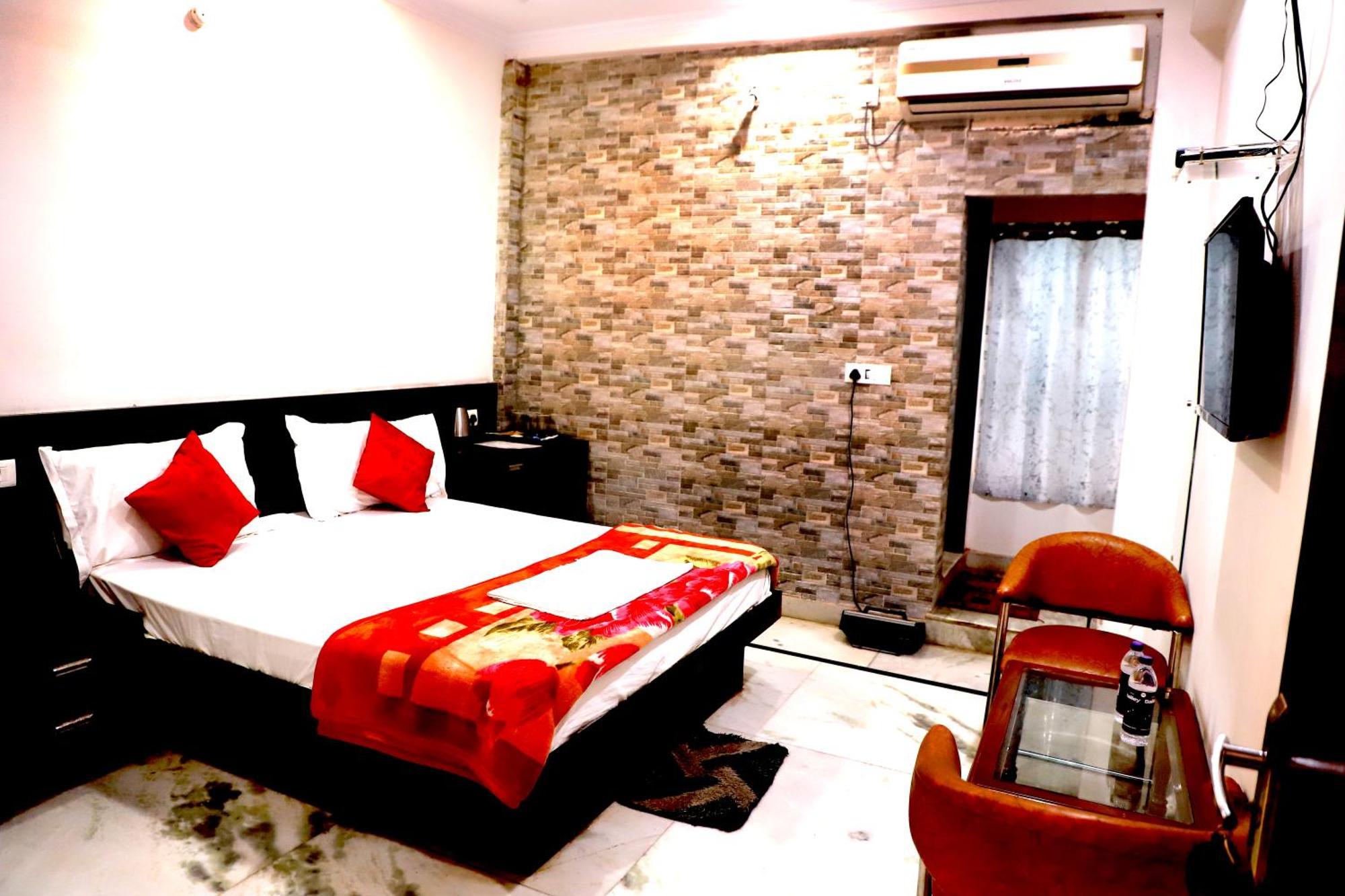 Hotel River View Khagaria Eksteriør billede
